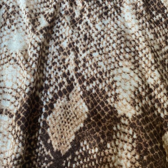 NWOT wrap brown snakeskin print , one size fits all - Picture 3 of 3